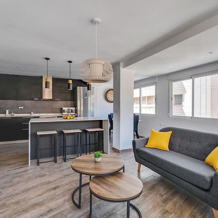 Luxury Apartment City Center Alicante Bagian luar foto