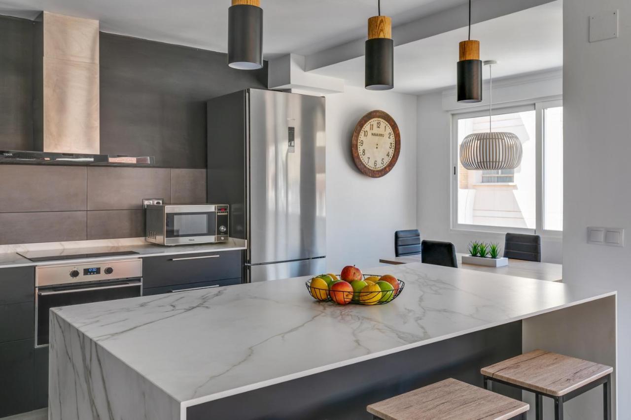 Luxury Apartment City Center Alicante Bagian luar foto