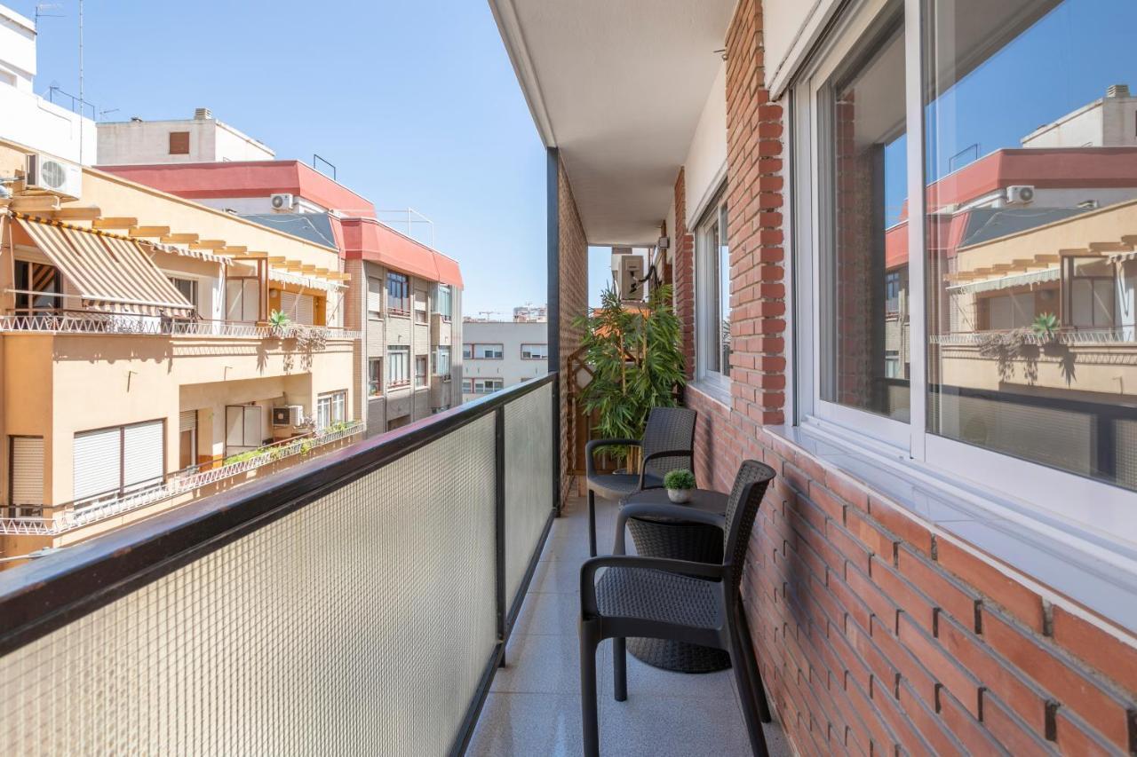 Luxury Apartment City Center Alicante Bagian luar foto
